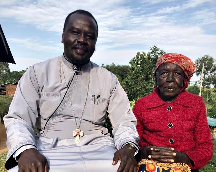 Η ΦΩΤΟΓΡΑΦΙΑ ΤΗΣ ΗΜΕΡΑΣ: “Να έχεις την υγεία σου, μητέρα”