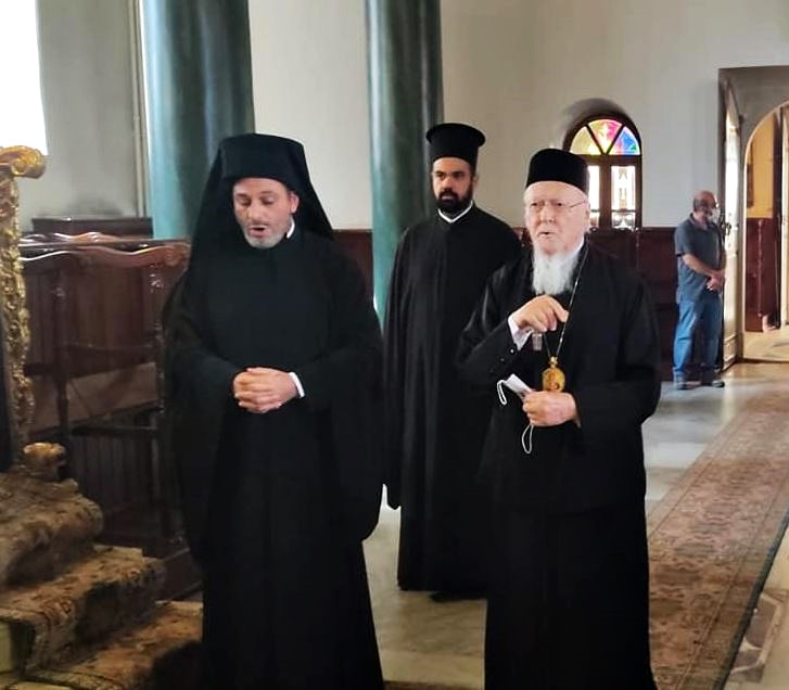 Στη Χάλκη ο Πατριάρχης επικεφαλής ομίλου ιατρών