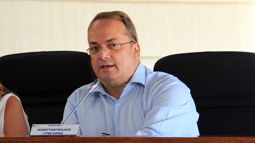 Ο Δήμαρχος Κωνσταντέλλος για τα ακίνητα της Εκκλησίας της Ελλάδος