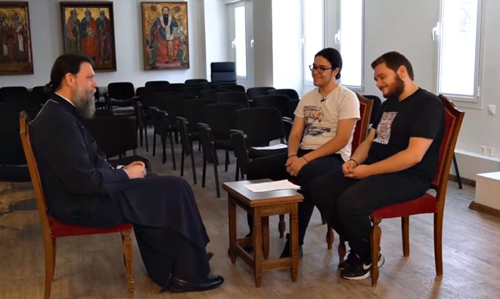 Είναι αμαρτία οι προγαμιαίες σχέσεις;