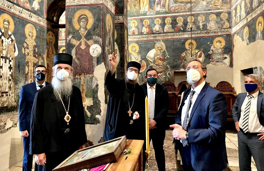 Επίσκεψη Γερμανών αξιωματούχων στη Μονή Γκρατσάνιτσα