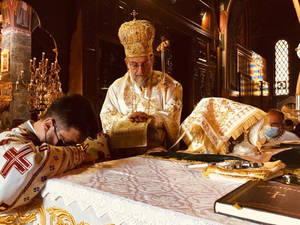 Χειροτονονίες Πρεσβυτέρων από τον Μητροπολίτη Ρόδου