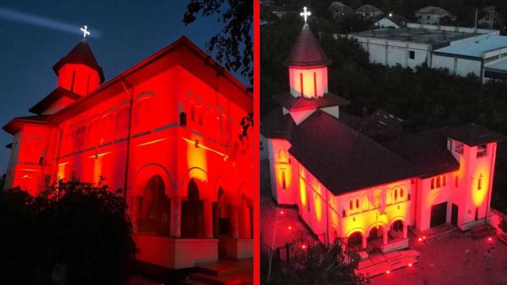 Ρουμανία: Φωτίστηκαν Ναοί για τη βία κατά των Χριστιανών