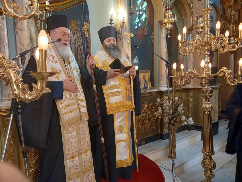 Εξόδιος Ακολουθία της μακαριστής Ελένης Ταγαρά