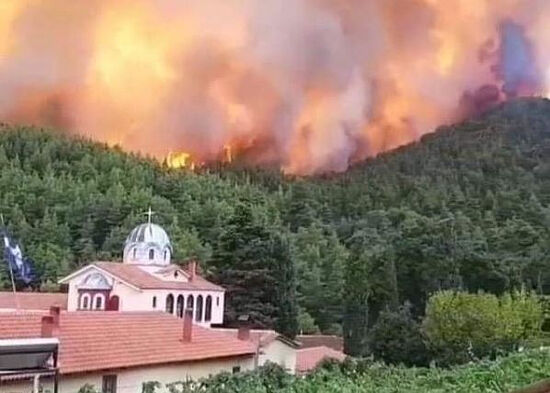 EVIA MONASTERY SAVED FROM WILDFIRES (+VIDEO)