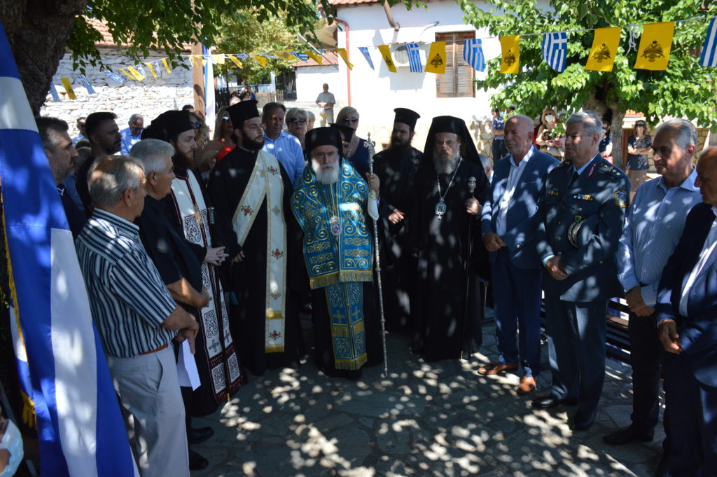 Τίμησαν τα 200 χρόνια από το Ολοκαύτωμα των Πετροκεράσων