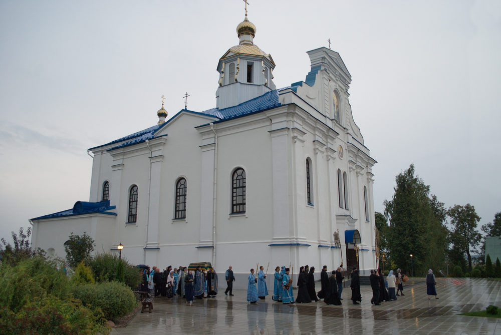 Патриарший экзарх всея Беларуси посетил Ляденский Благовещенский монастырь