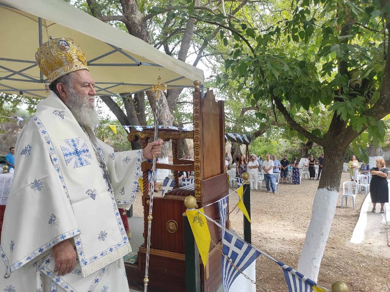 Γιορτή στο ξωκκλήσι του Αγίου Κοσμά του Αιτωλού, εκεί όπου ξέσπασε η πυρκαγιά