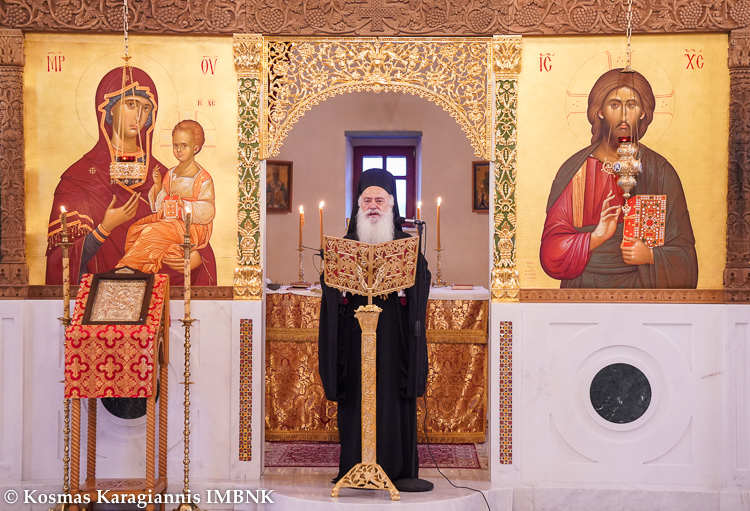 Γιατί μακαρίζουμε την Θεοτόκο ανά τους αιώνες