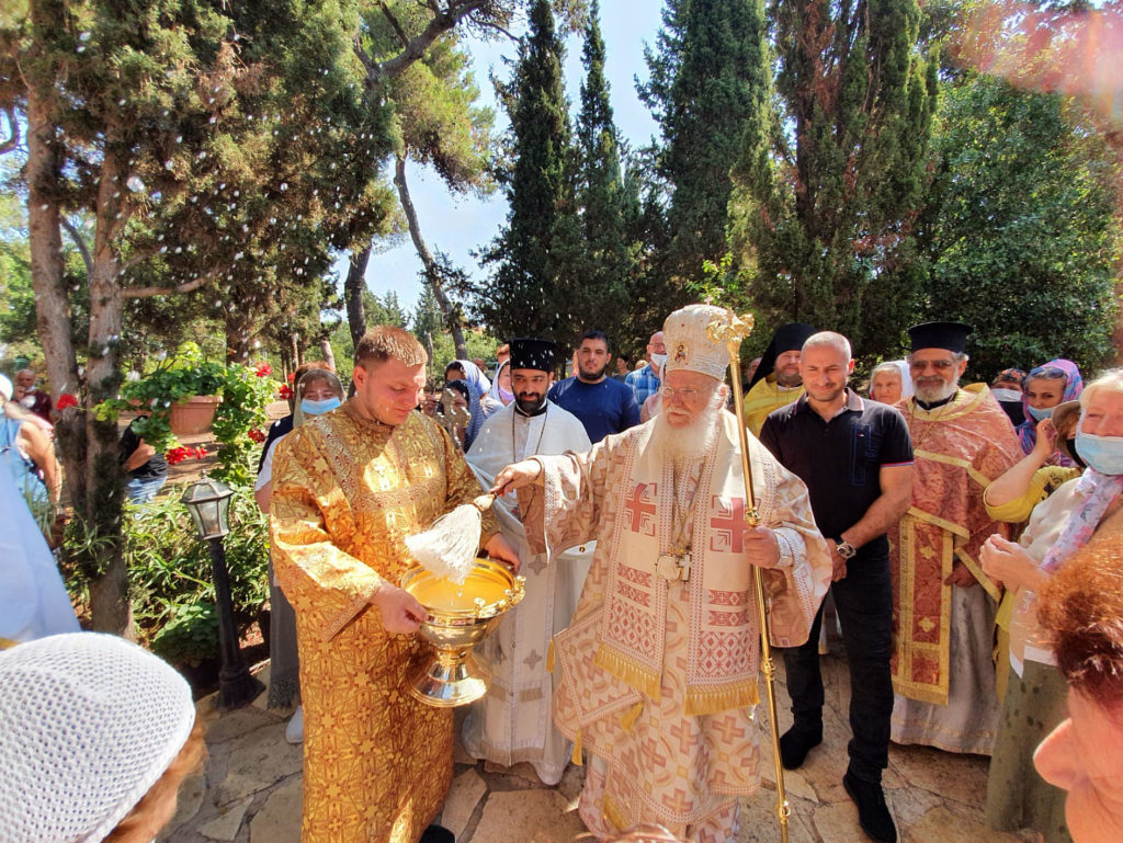 Митрополит Назаретский Кириак возглавил престольный праздник подворья Русской духовной миссии в Хайфе