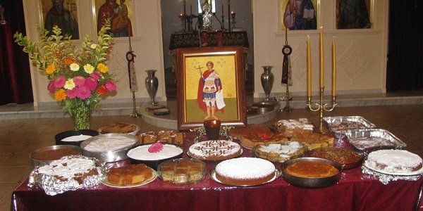 Άλλο η τιμή του Αγίου Φανουρίου και άλλο η «θρησκευτικότητα της Φανουρόπιτας»