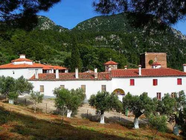 Εκκενώθηκε η Μονή Αγίου Νικολάου Γαλατάκη στην Βόρεια Εύβοια