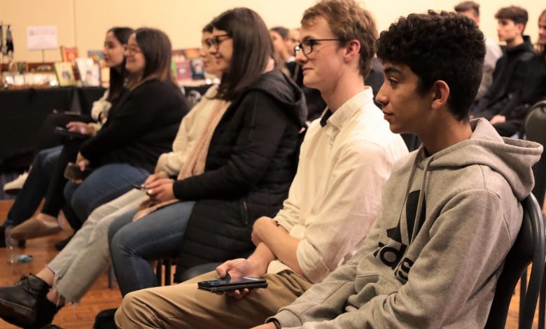 Αρχιεπισκοπή Αυστραλίας: Συνάντηση νέων με τον Επίσκοπο Σινώπης