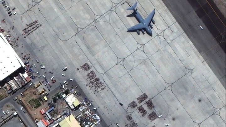 Αφγανιστάν: Έκρηξη κοντά στο αεροδρόμιο της Καμπούλ – Τουλάχιστον 13 νεκροί