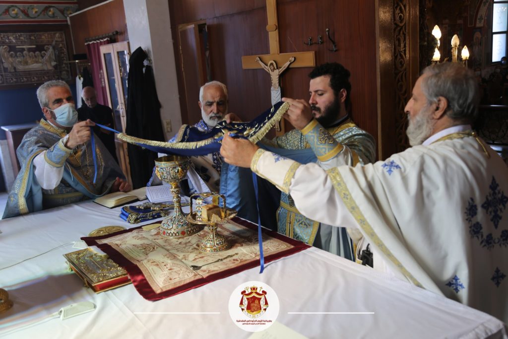 خدمة قدّاس أحد متى العاشر