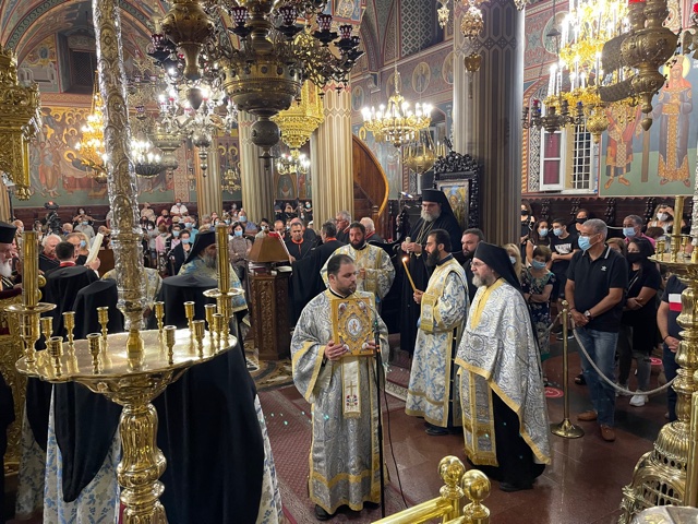 Κατανυκτικά ο Εσπερινός στην Παναγία του Κύκκου (ΦΩΤΟ)