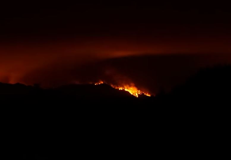 Βράδυ απο το μπαλκόνι του Οσίου Δαυίδ (ΒΙΝΤΕΟ)