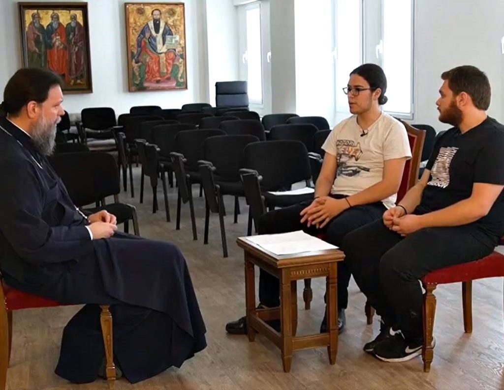 Είναι δεκτή η προκλητική ενδυμασία στην εκκλησία;