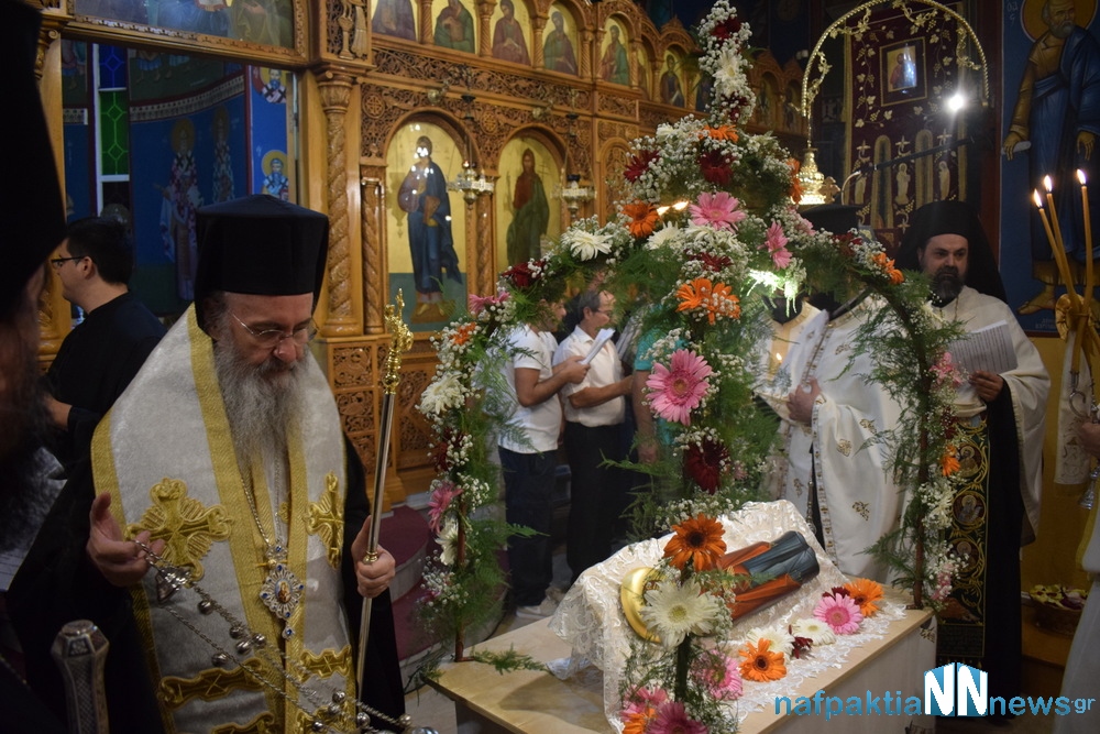 Εγκώμια καί Επιτάφιος της Παναγίας στο Αντίρριο