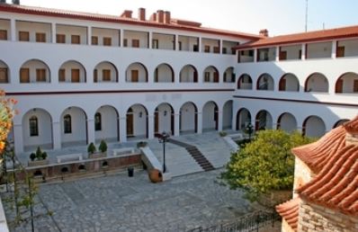 Στη Μονή Πεντέλης η Ιεραρχία του Οκτωβρίου