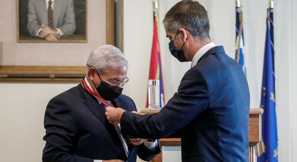 Ρ. Μενέντεζ: «Φάρος ελπίδας για τη δημοκρατία και την ελευθερία η Ελλάδα»