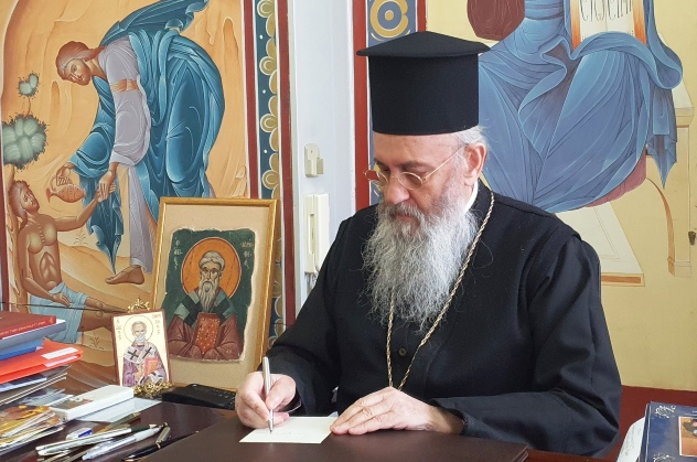 Ναυπάκτου σε ιερείς: Είμαστε υποχρεωμένοι να τηρούμε τα μέτρα