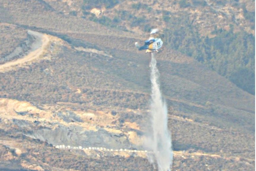 Οι οδηγοί των εκσκαφέων συνέδραμαν στην κατάσβεση στο Ασκληπιείο