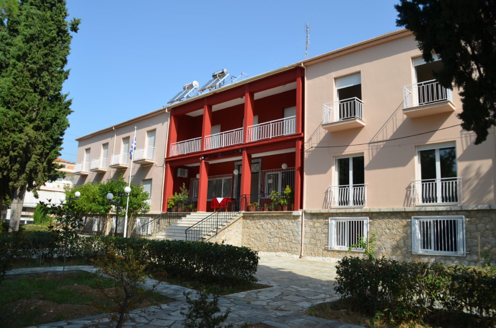 Συνεχίζονται οι εγγραφές στο Εκκλησιαστικό Γυμνάσιο-Λύκειο Λαμίας