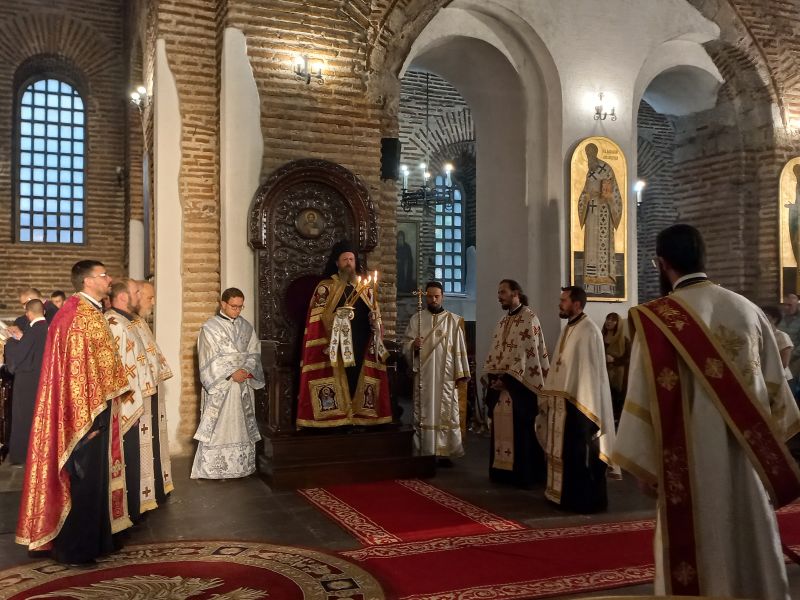Тържествена архиерейска вечерня в столичния древен храм “Св. София”