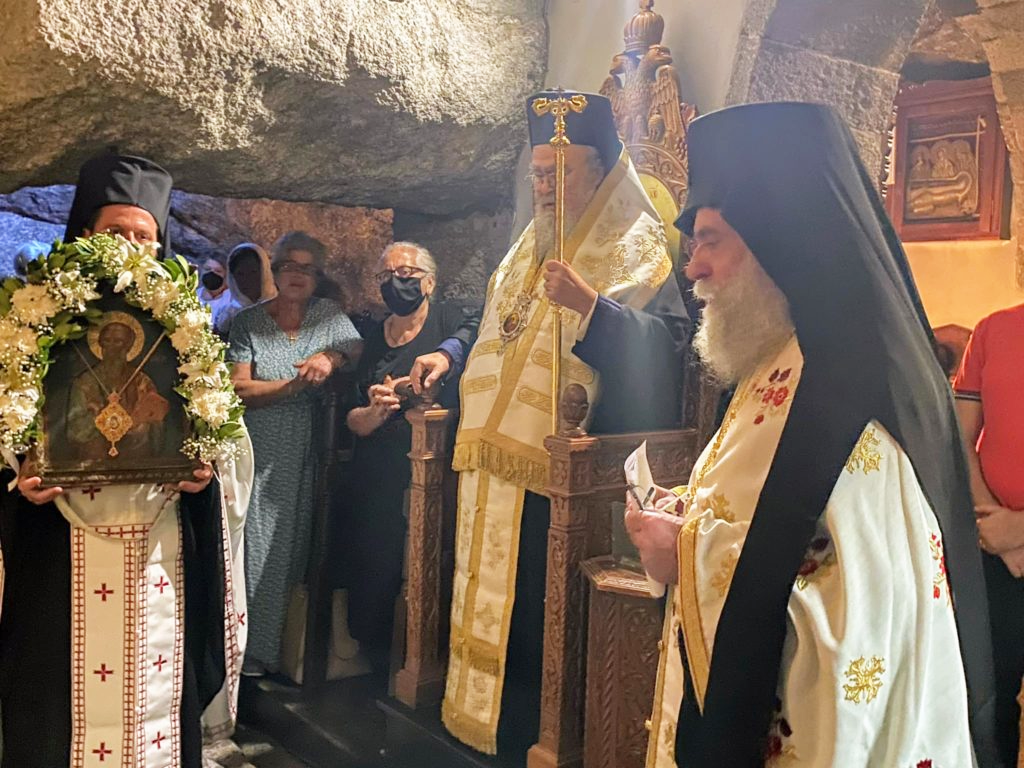 Αγρυπνία στo Ιερό Σπήλαιο της Αποκάλυψης στην Πάτμο