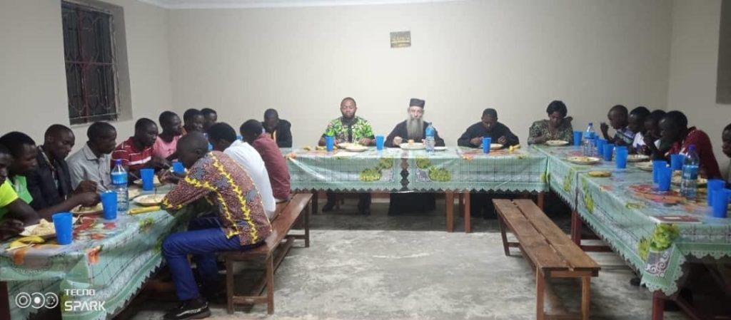 Ήλθαν τα χελιδόνια-Αρχίζουν τα μαθήματα στην Ιερατική Σχολή Μπουκόμπας