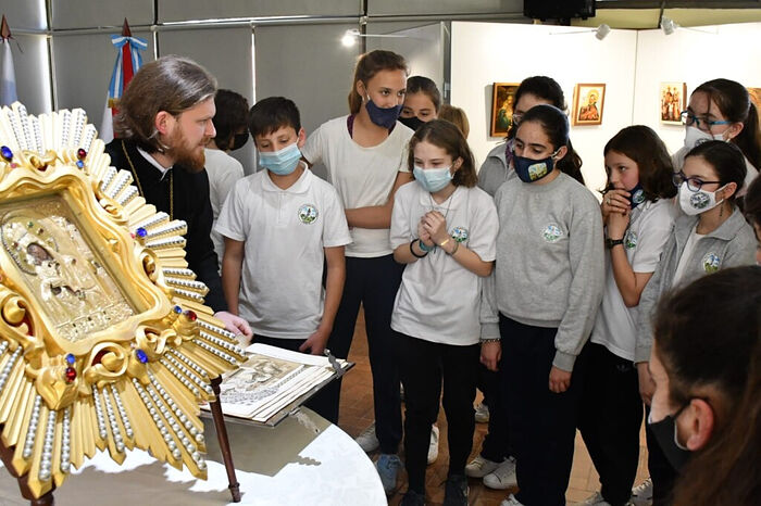 АРГЕНТИНСКАЯ ЕПАРХИЯ ПРОВЕЛА ВЫСТАВКУ ПРАВОСЛАВНЫХ ИКОН «СВЯТЫЕ ЛИКИ»