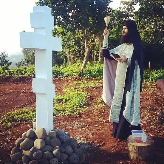 ORTHODOX CROSS ERECTED ON FUTURE SITE OF CARIBBEAN ISLAND’S FIRST ORTHODOX CHURCH