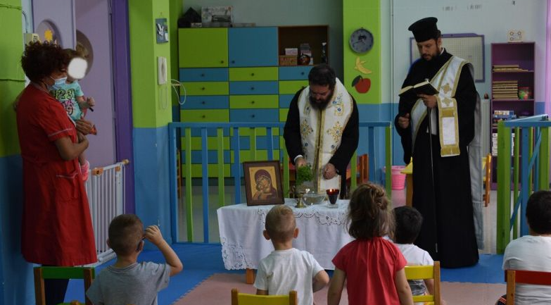 Ακολουθία Αγιασμού στους παιδικούς σταθμούς Μαρωνείας