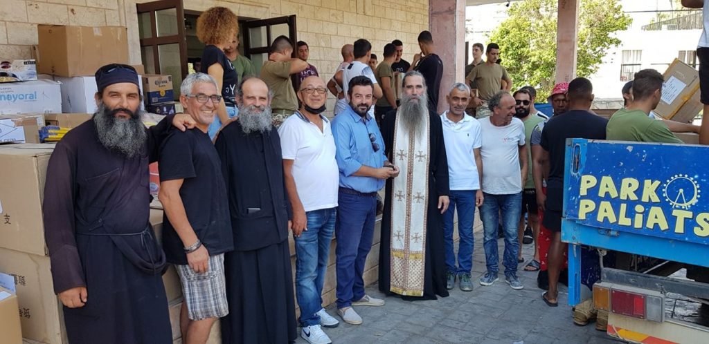 Η Παναγία Αγίας Νάπας δίπλα στους πυρόπληκτους