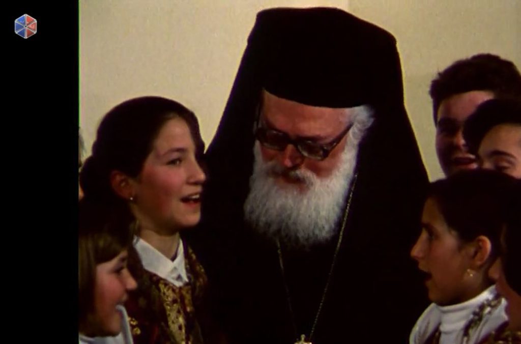 Ντοκιμαντέρ: Αλβανία – Ανάσταση της Ορθοδοξίας, Όρθρου βαθέος