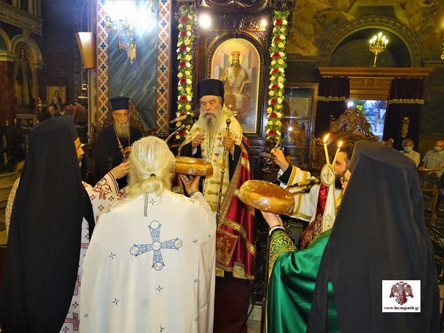 Σπάρτης Ευστάθιος: «Ευχαριστώ τον Θεό που μου επέτρεψε να γιορτάσω και φέτος» – Λιτά εόρτασε τα ονομαστήριά του