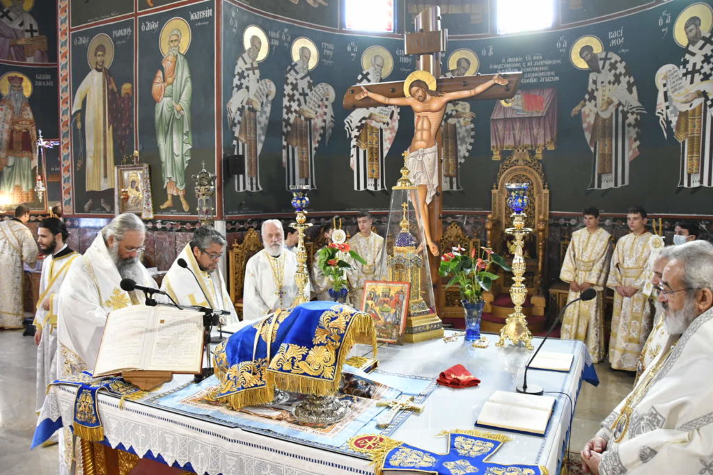 Αρχιερατικό Συλλείτουργο στην Κατερίνη