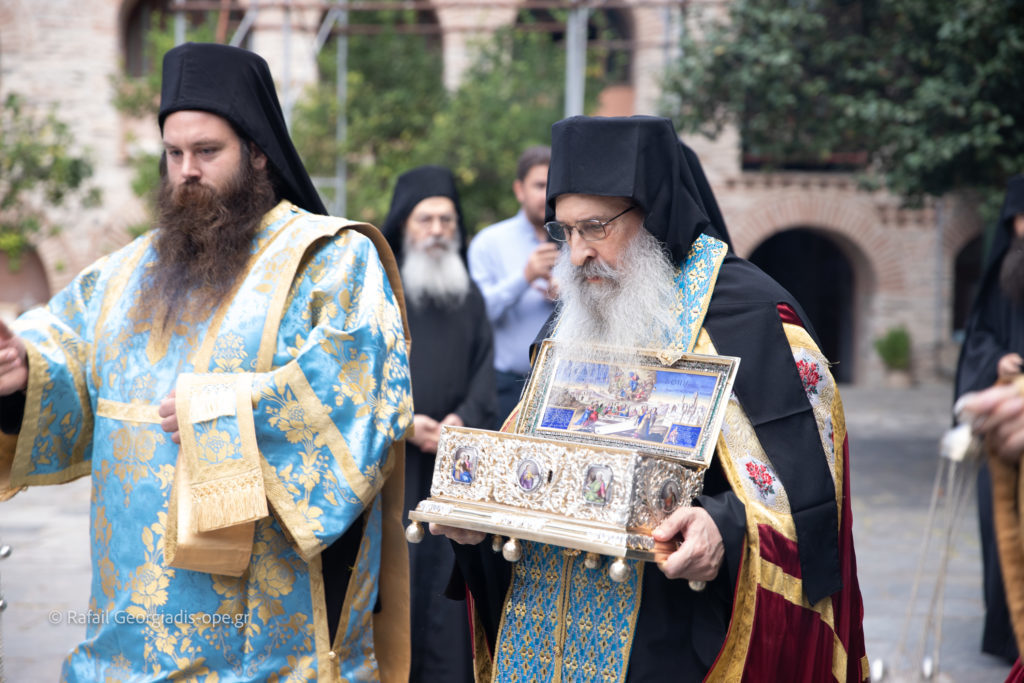 Крестный ход с Поясом Богородицы в Святой Великой Обители Ватопед (фоторепортаж)