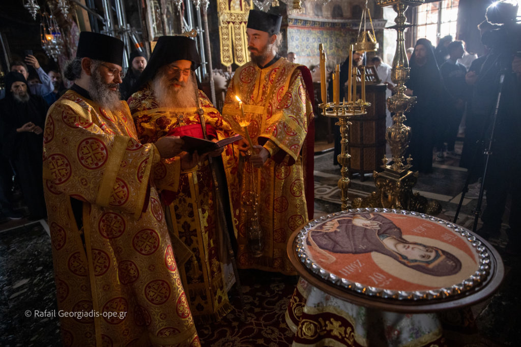Feast day of Holy Cincture of the All-Holy Theotokos at Vatopedi (based on Julian calendar)