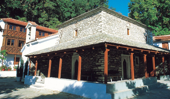 Πανηγυρίζει η Μονή του Αγίου Γερασίμου στη Μακρινίτσα