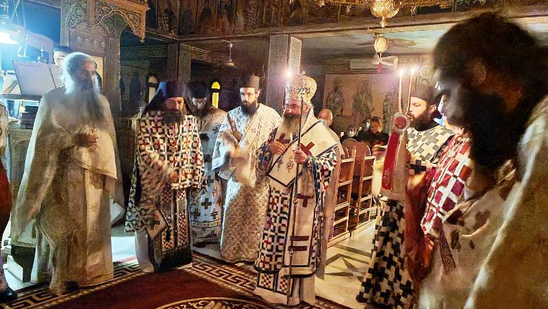 Αγρυπνία στον Ναό του Αγίου Νεκταρίου στη Λεμεσό