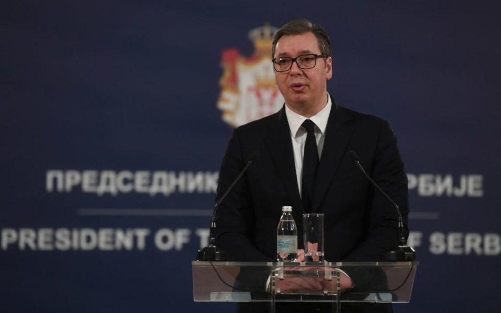 Председник Србије честитао Митрополиту Јоаникију