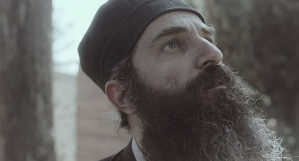 Χιλιάδες θεατών παρακολούθησαν ήδη τον “Άνθρωπο του Θεού”