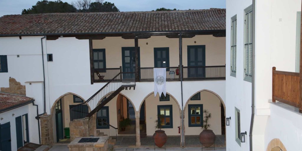 Διαλέξεις για την πανδημία διοργανώνει η Θεολογική Σχολή Εκκλησίας Κύπρου