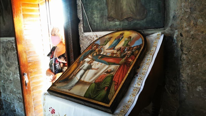 O Μητροπολίτης Ιωαννίνων στη δίκη για τις κλεμμένες εικόνες