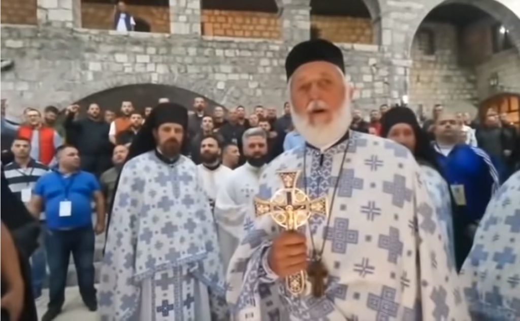 «Άξιος» στον Μητροπολίτη Μαυροβουνίου (βίντεο)