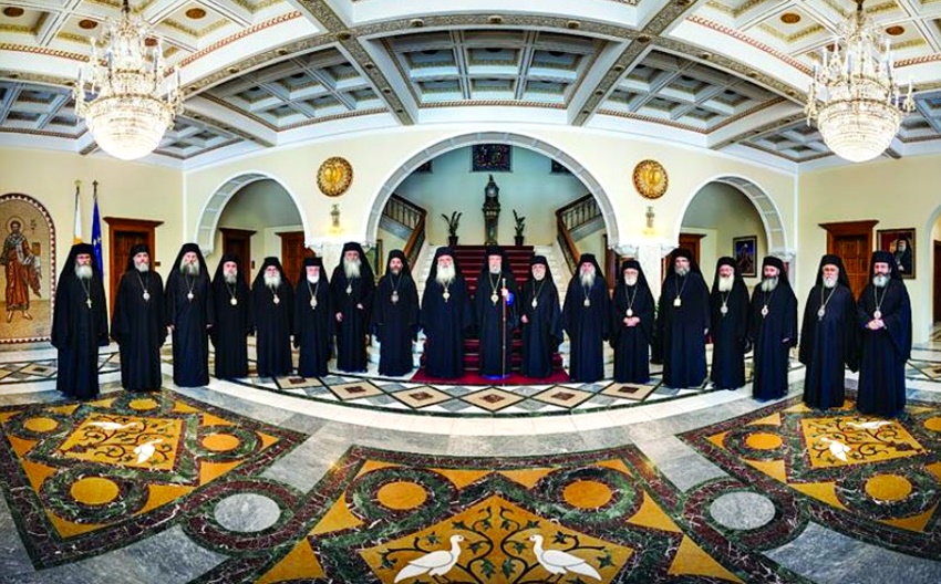 Εκκλησία Κύπρου: Εμμένει στη θέση της για τους εμβολιασμούς