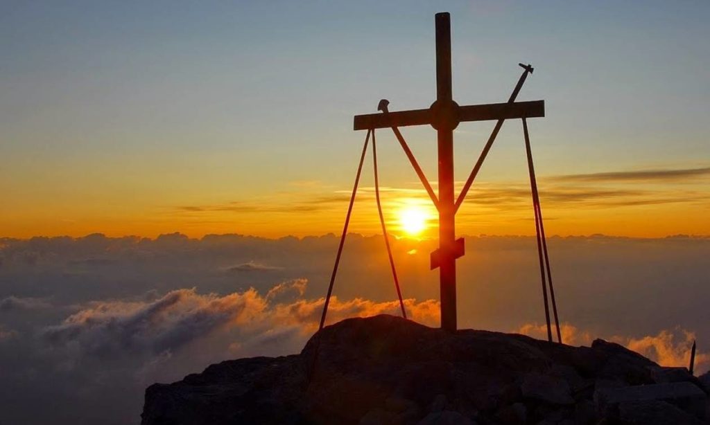 Ο Θεός θα μπορούσε πολύ εύκολα να μας κάνει αναγκαστικά Αγίους