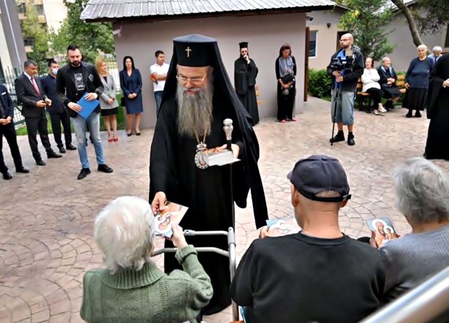 Η αγάπη που αντικατοπτρίζεται στη φιλανθρωπία